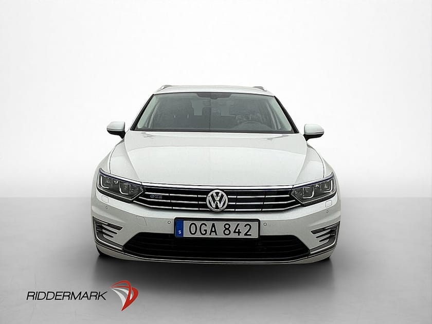 Bild 2 av Volkswagen Passat Variant GTE 1.4 TSI P-Värmare Kamera Drag Carplay