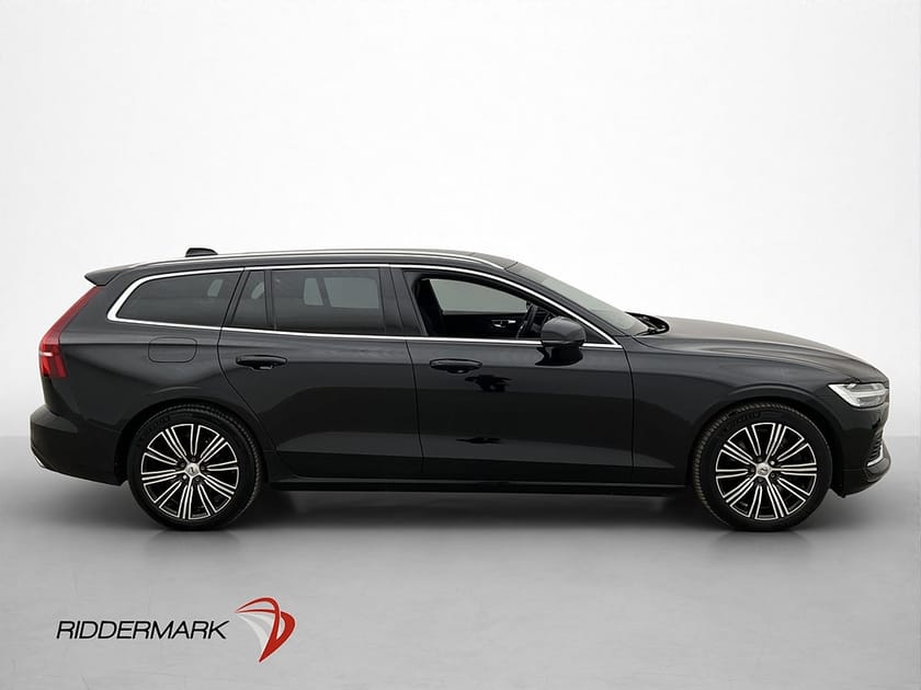 Bild 4 av Volvo V60 Recharge T6 AWD Inscription Exp Pano Drag Värmare