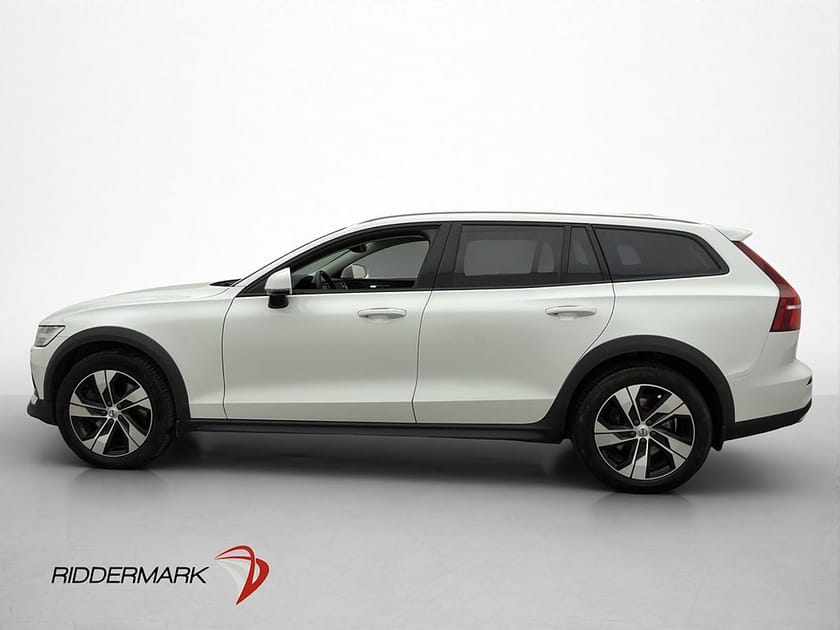 Bild 4 av Volvo V60 Cross Country D4 190hk AWD Värmare HUD 360° Drag