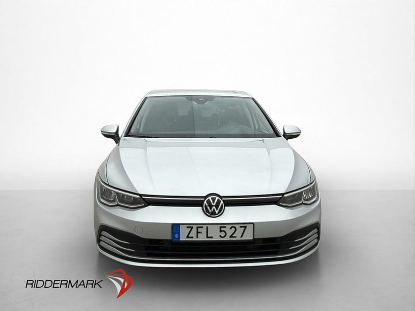 Bild 2 av Volkswagen Golf 1.5 TSI 150hk Kamera CarPlay Drag Rattvärme