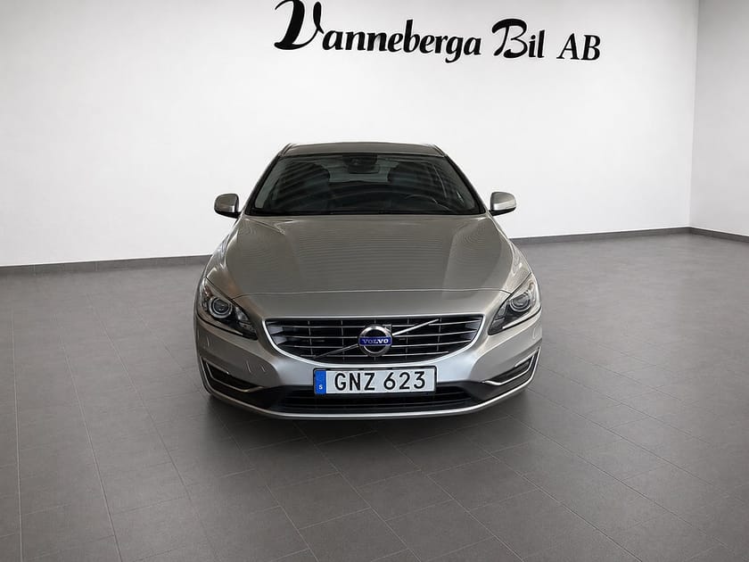 Bild 2 av Volvo V60 D4 Summum Business Edition Euro 6