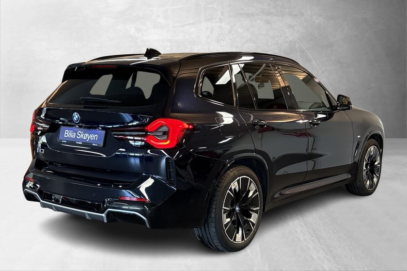 Bilde 3 av BMW iX3 Fully Charged, H/K, Adp-Cruise, ComfAcc, HeadUp