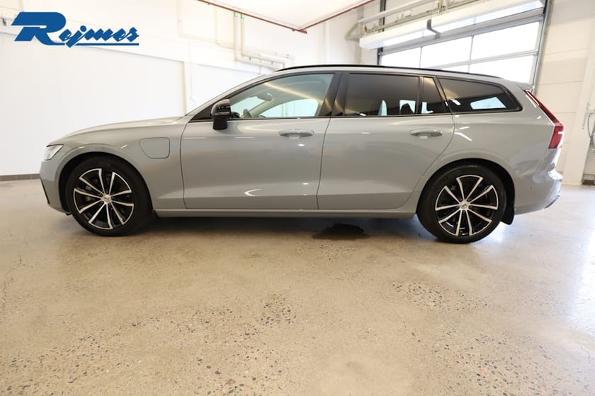Bild 2 av Volvo V60 T6 Plus Dark Nordic Edition