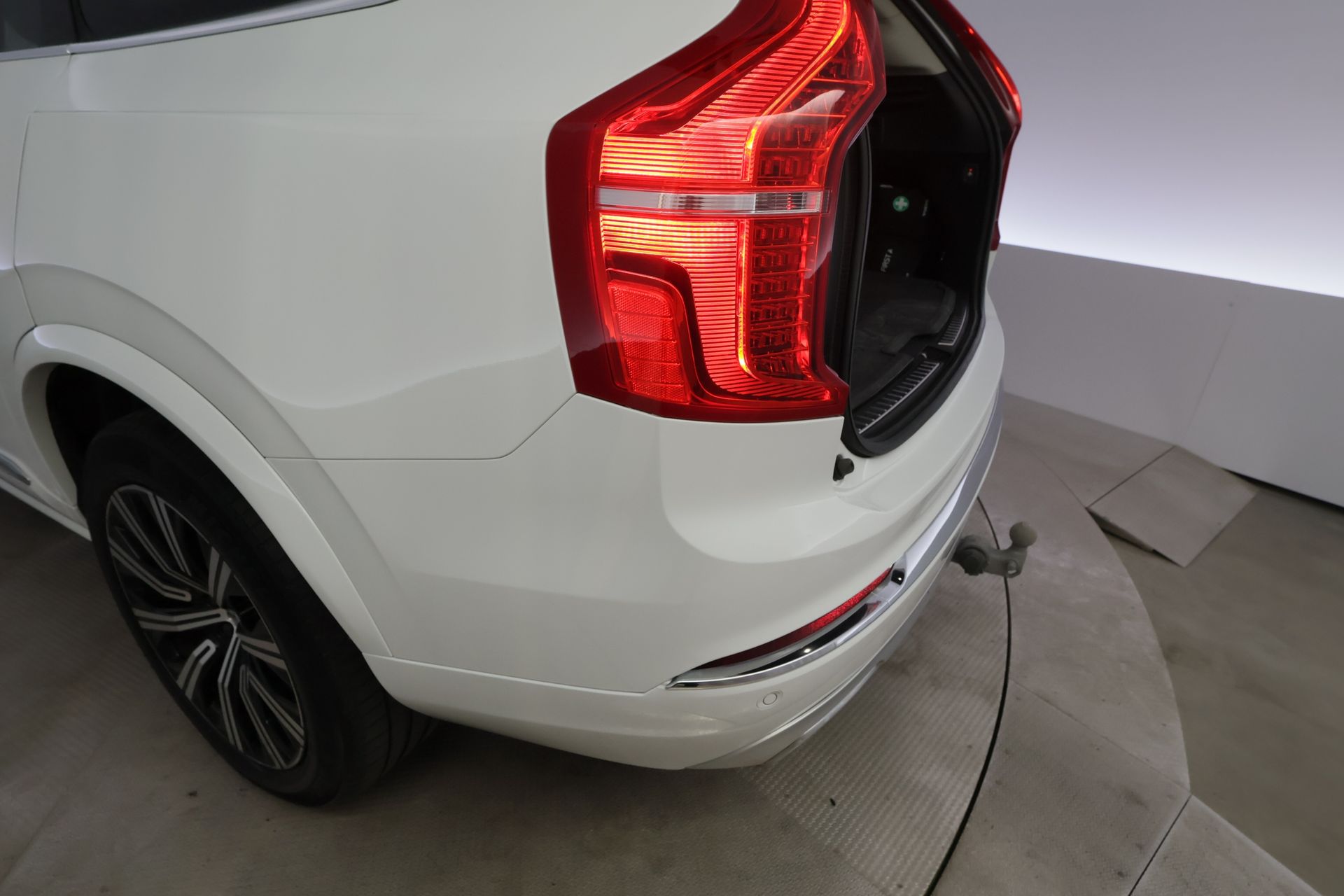 Volvo XC90 2021, kuva 7/10