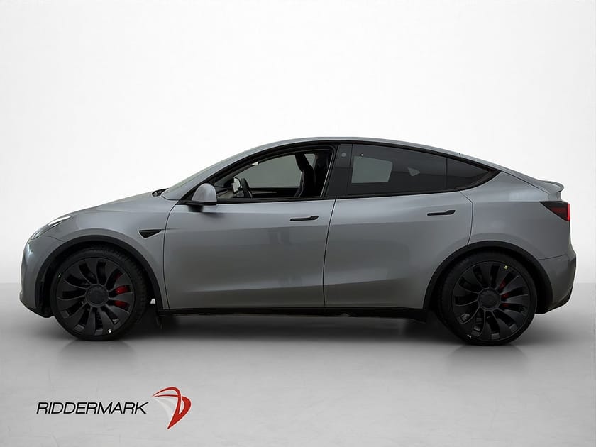 Bild 3 av Tesla Model Y Performance AWD Pano Dragkrok AP MOMS