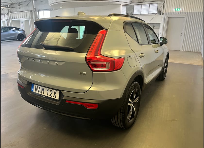 Bild 5 av Volvo XC40 B3 FWD Bensin Plus Dark
