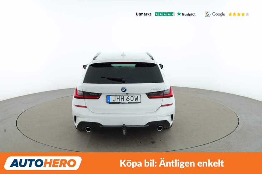 Bild 4 av BMW 330e Touring M Sport / CarPlay, Dragkrok, Rattvärme
