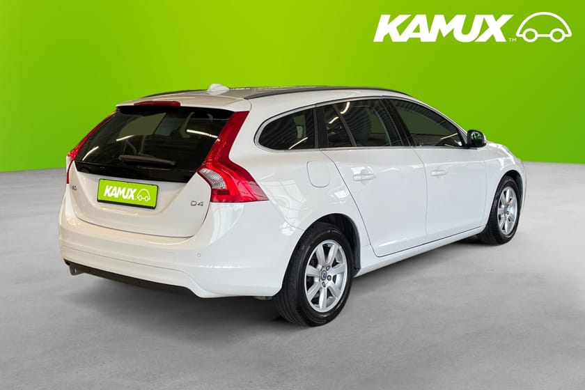 Bild 4 av Volvo V60 Momentum D4 Manual 163 hk Kamrem bytt Rattvärme D-värme