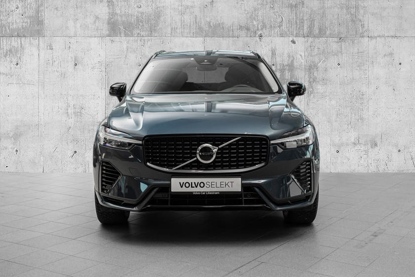 Bilde 4 av Volvo XC60 T6 AWD Plug In Hybrid Plus Dark 350Hk. Hengerfeste!