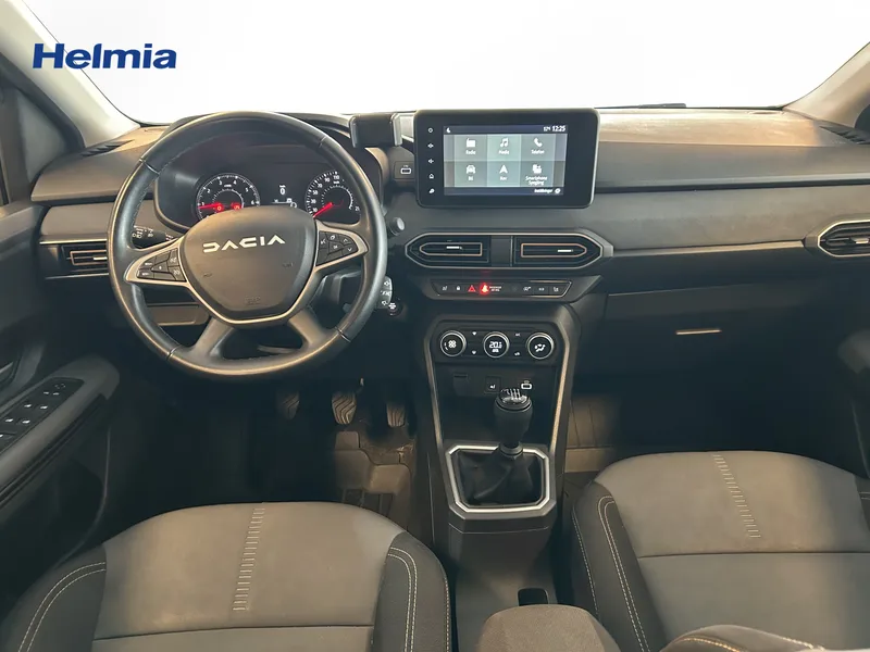 Bild 8 av 13 – Dacia Jogger 7-sätes TCe 110 Extreme 7 platser II