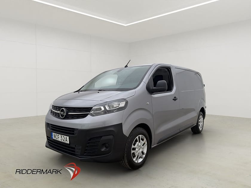 Bild 1 av Opel Vivaro Skåpbil IP L2 Ny-Kamrem PDC 3-Sits Farthållare CARPLAY Moms