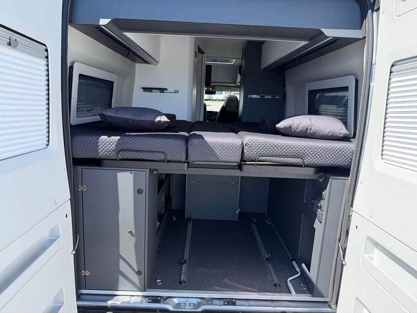 Bild 4 av Adria Mobil Twin 640 Supreme SLB * 39 mil & Truma diesel *