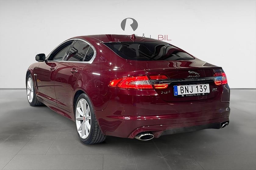 Bild 5 av Jaguar XF 3.0 V6 340 HK AUT AWD PREMIUM LUXURY NAVI M&K 12100MIL