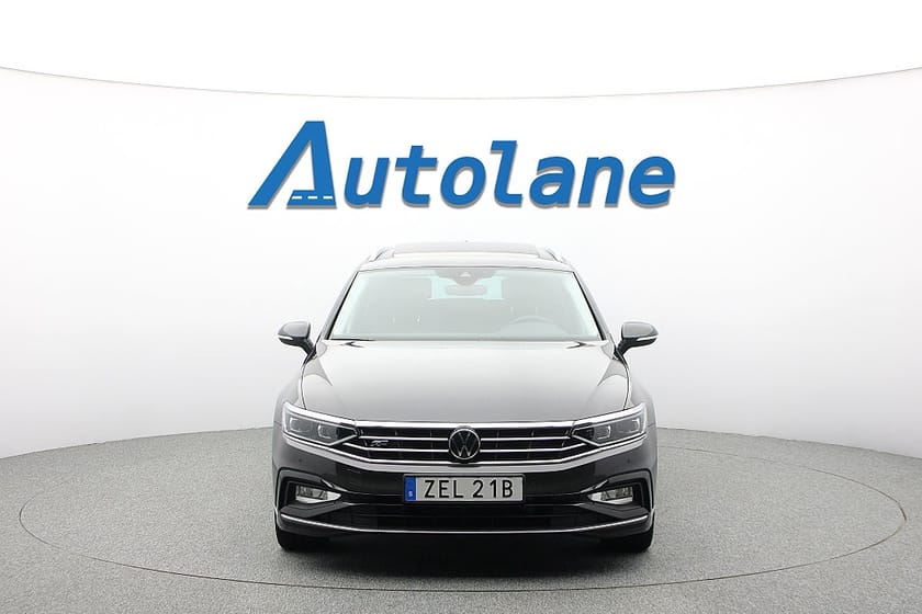 Bild 3 av Volkswagen Passat Sportscombi SC 2.0 TDI 4Motion, R-Line, Panorama, Värmare 200hk