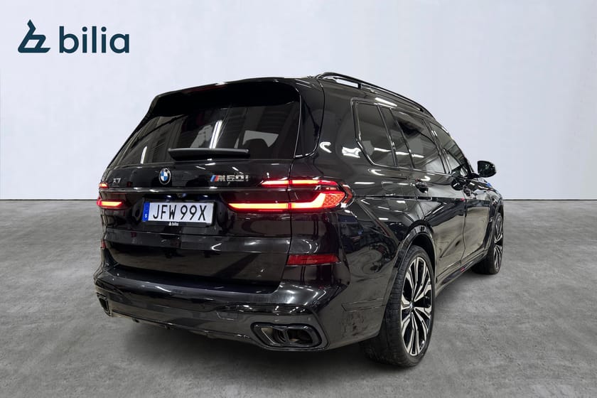 Bild 4 av BMW X7 M60i xDrive M Sport/Panorama/Läder/MOMS/Vhjul