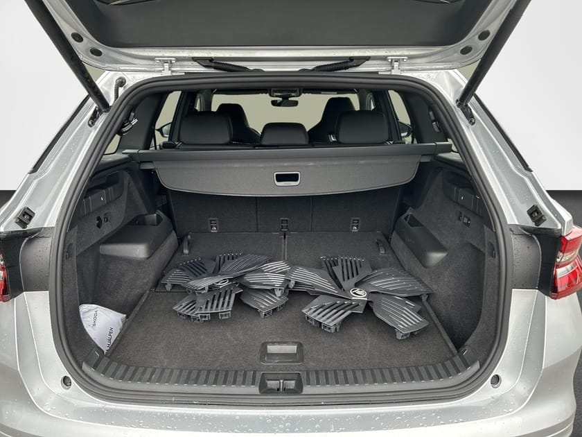 Bild 5 av Škoda Kodiaq 7-Seater 7-sits 2.0 TDI 4x4 193hk Dragkrok Värmare Canton