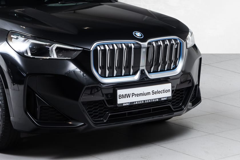 Bilde 2 av BMW iX1 xDrive30