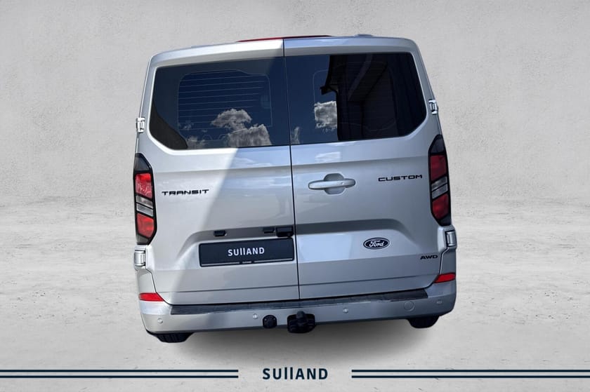 Bilde 4 av Ford Transit Custom 320 2,0 TDCi 170hk L2 Limited AWD