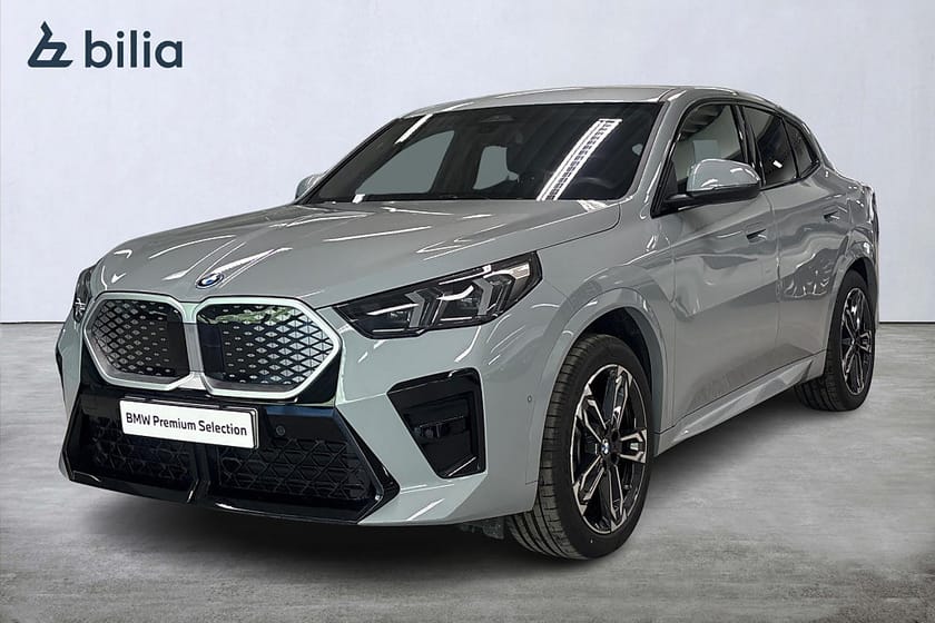 Bild 1 av BMW iX2 xDrive30 xDrive 30 M-Sport | Drag | Aktiv farth. | Tonade rutor