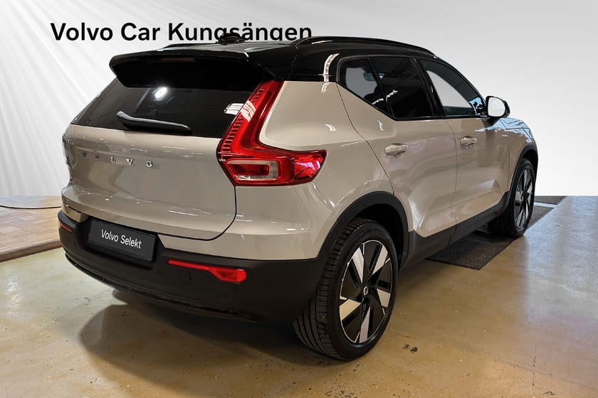 Bild 5 av Volvo EX40 Single Motor Extended Range R Plus Edt