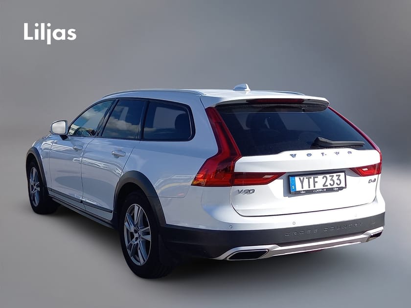 Bild 3 av Volvo V90 Cross Country D4 AWD Advanced SE//Dragkrok//Kamera//