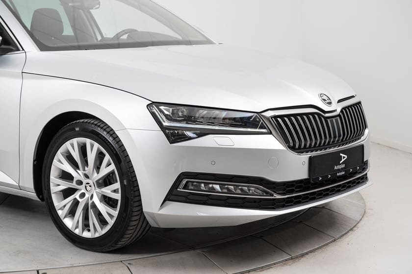 Bilde 3 av Škoda Superb Stasjonsvogn 2,0 TDI 200hk Style 4x4 ACC/Webasto/Krok/Kamera