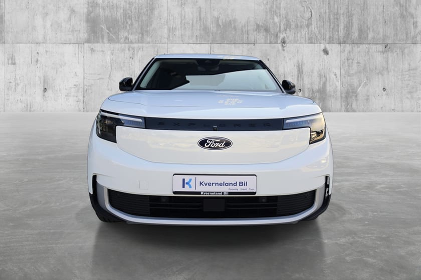 Bilde 2 av Ford Explorer EV Extended Range AWD Select Førerass/360Kamera/Krok/Serviceavtale