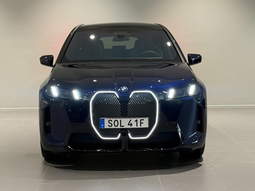 Bild 2 av BMW iX xDrive60