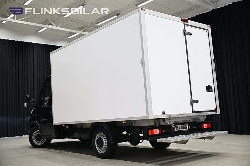 Bild 4 av Iveco Daily 35-140 Chassi Cab 136HK Automat|Volymskåp|Kylbil|Nattkyla|Leasbar|SeUtr!