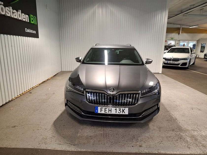 Bild 2 av Škoda Superb iV Kombi