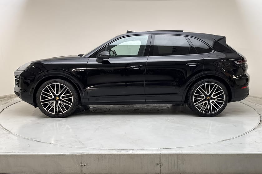 Bild 2 av Porsche Cayenne E-Hybrid (470hk)
