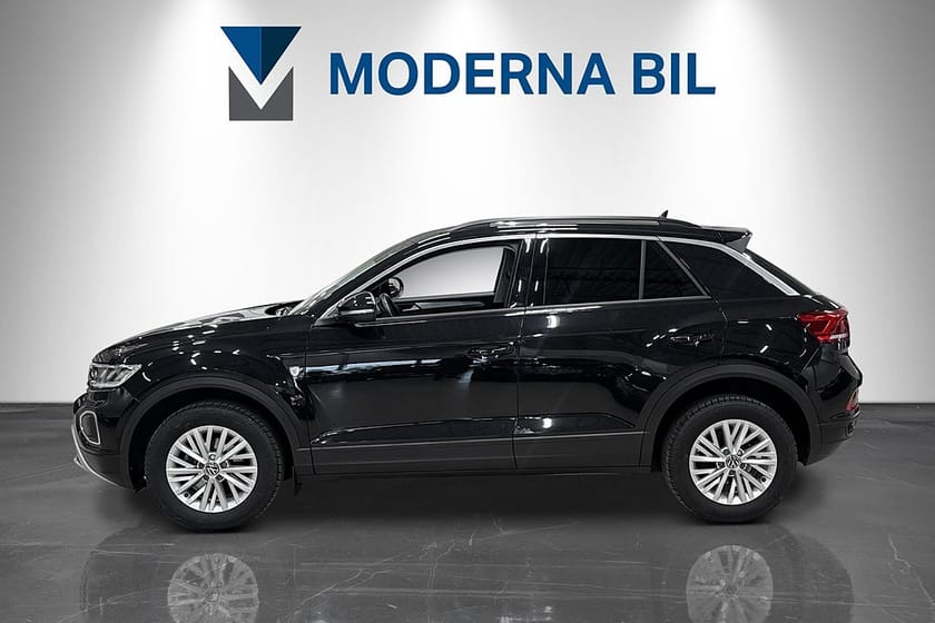 Bild 3 av Volkswagen T-Roc 1.0 TSI 110hk - B-kamera - Cockpit - CarPlay - 4511 MIL