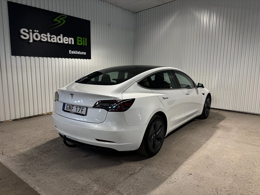 Bild 4 av Tesla Model 3 Standard Range Plus Navi/Drag/AI-dator
