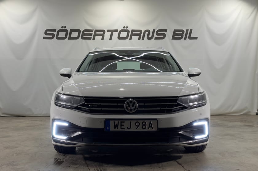 Bild 4 av Volkswagen Passat Sportscombi GTE 1.4 TSI DRAG VÄRMARE KAMERA 1 ÄGARE MOMSBIL