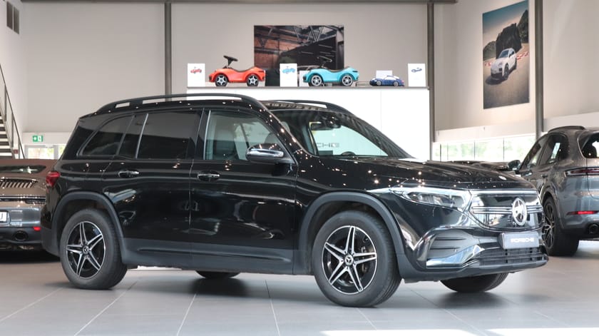Bild 1 av Mercedes-Benz EQB 300 4MATIC 