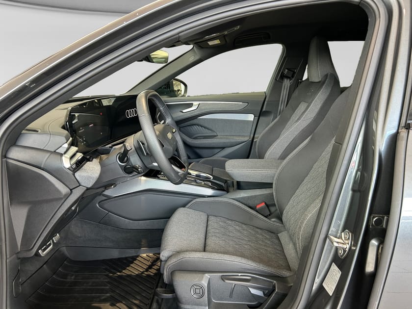 Bild 5 av Audi A6 Avant e-hybrid quattro quattroS-Tronic,367hk/S-line/Drag/Värmare