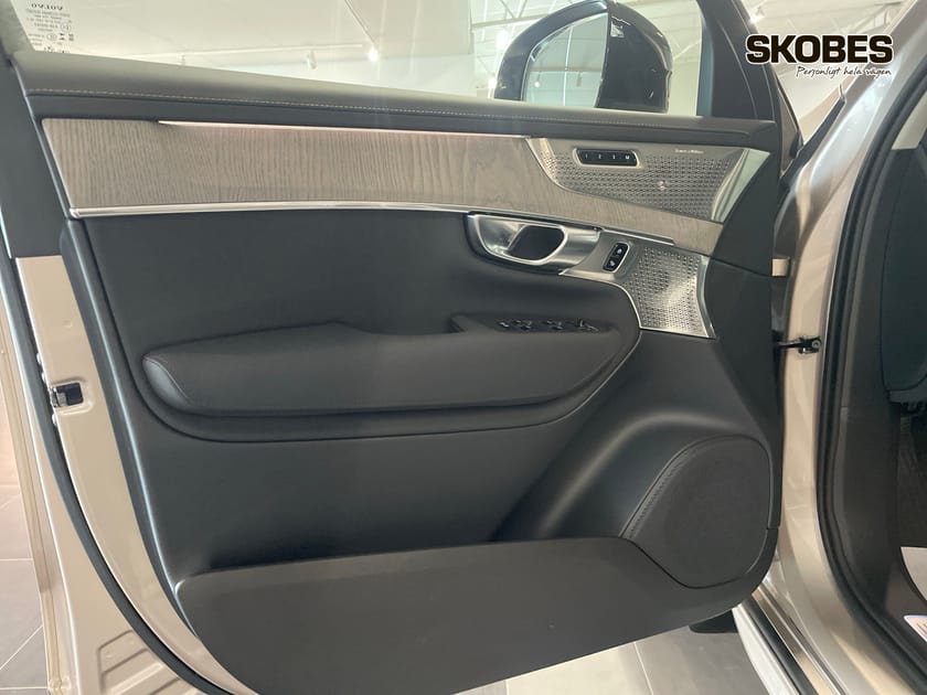 Bild 4 av Volvo XC90 7 Säten