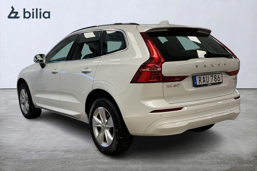 Bild 4 av Volvo XC60 B5 AWD Bensin Core Klimatpaket