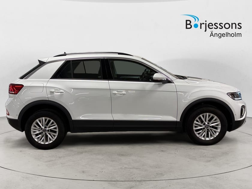 Bild 2 av Volkswagen T-Roc 1,0 TSI 110 HK