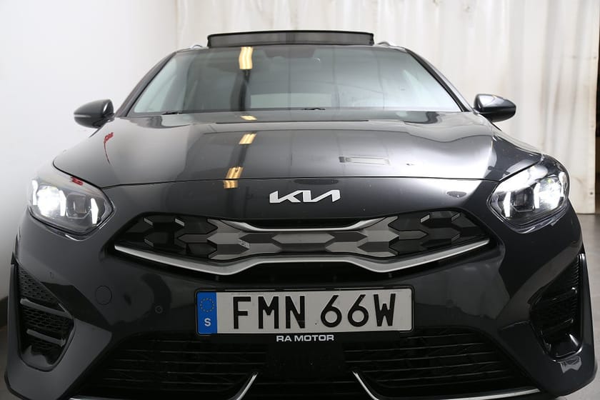 Bild 4 av Kia Ceed Sportswagon Plug-in Hybrid Advance Plus 2 Panorama Skinn Drag Moms