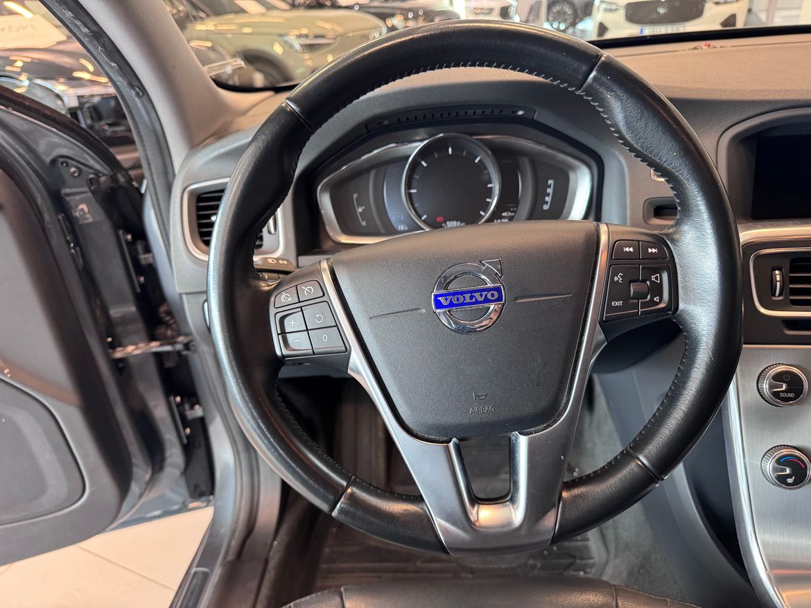 Volvo V60 2017 - miniatyr 9