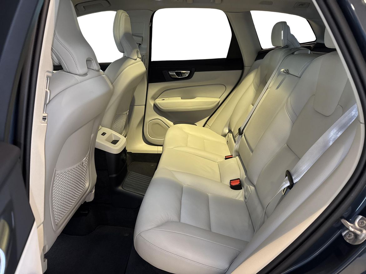 Volvo XC60 2024 - miniatyr 7