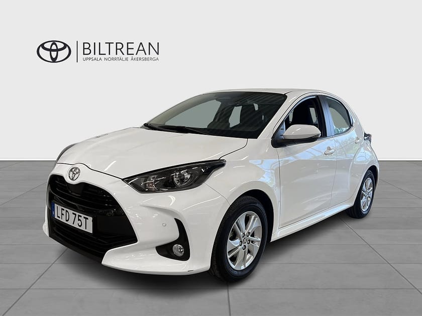 Bild 1 av Toyota Yaris Hybrid 115 1.5 Active Komfortpaket Vinterhjul Ingår!