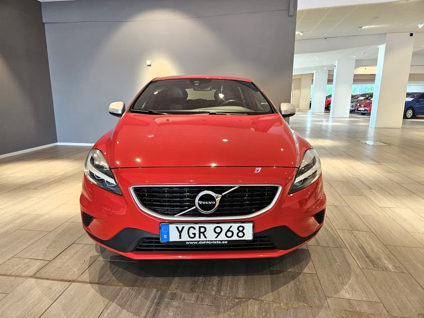 Bild 3 av Volvo V40 T2 122hk R-design Bluetooth PDC