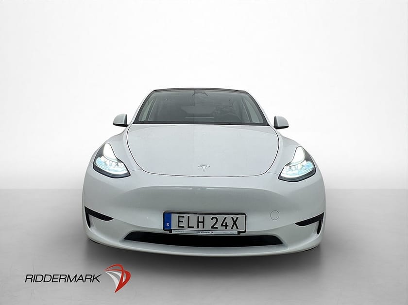 Bild 3 av Tesla Model Y Standard Range RWD MOMS Drag AP Pano 1-bruk