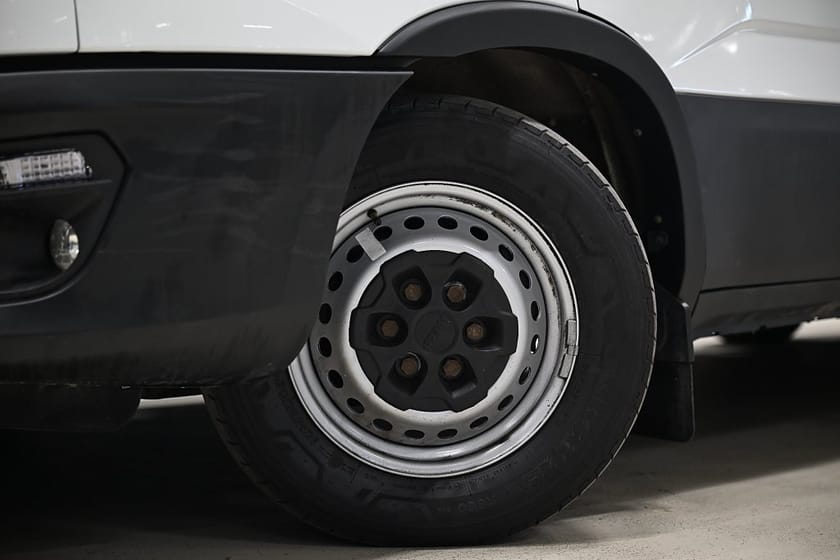 Bild 5 av Iveco Daily 35-140 Van 136HK Automat|Dieselvärmare|3.5ton-dragvikt|Leasbar