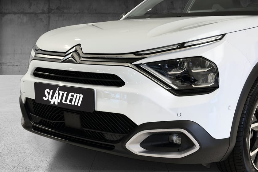 Bilde 2 av Citroën ë-C4 X EL//NAVI/KEYLESS/CRUISE/413km