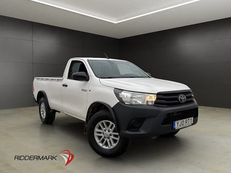 Toyota Hilux Enkelhytt 2.4 AWD Drag Diff Farthållare MOMS