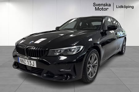 BMW 330e Sedan Steptronic I Sport Line I S&V-hjul