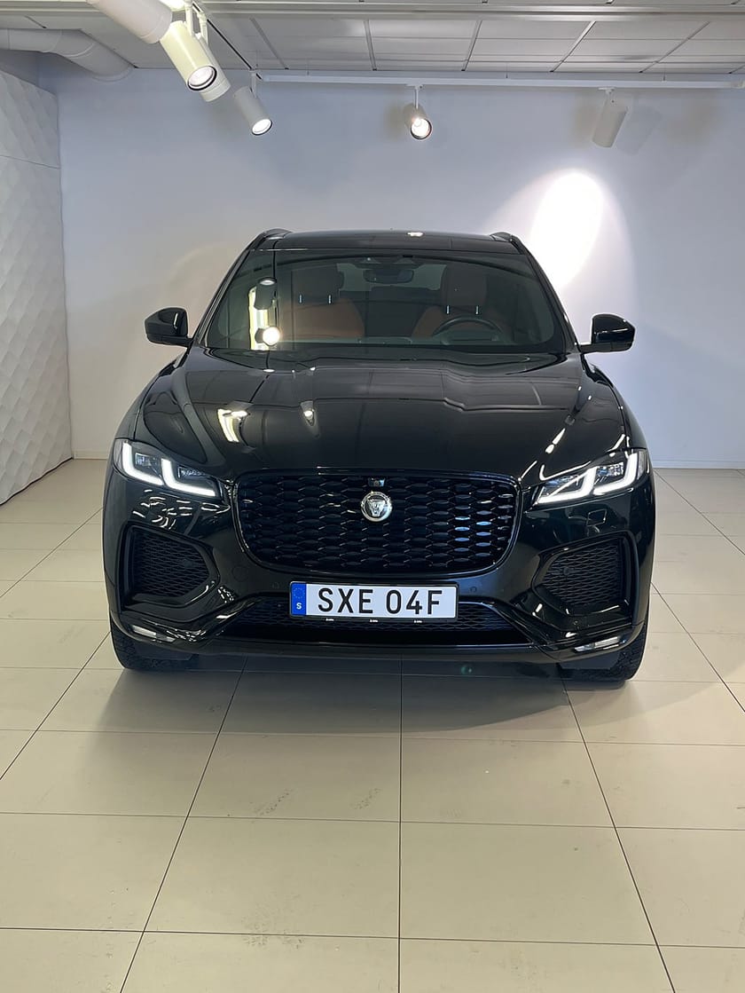 Bild 2 av Jaguar F-Pace P400e PHEV 80th Anniversary / Mombil